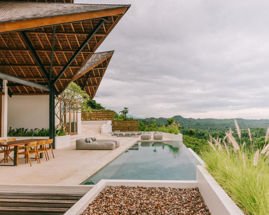 Luxury Ocean View Villas With Private Cook And Free Gym Membership Kuta (Lombok) Exterior foto