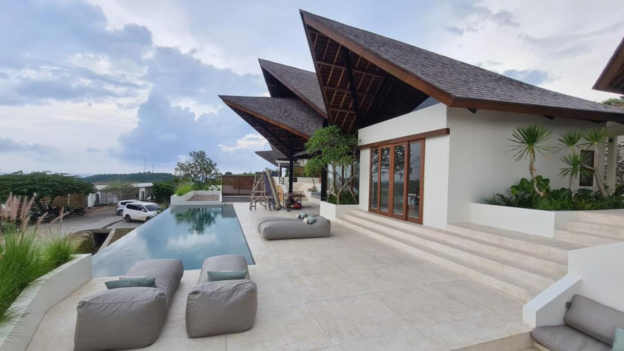 Luxury Ocean View Villas With Private Cook And Free Gym Membership Kuta (Lombok) Exterior foto