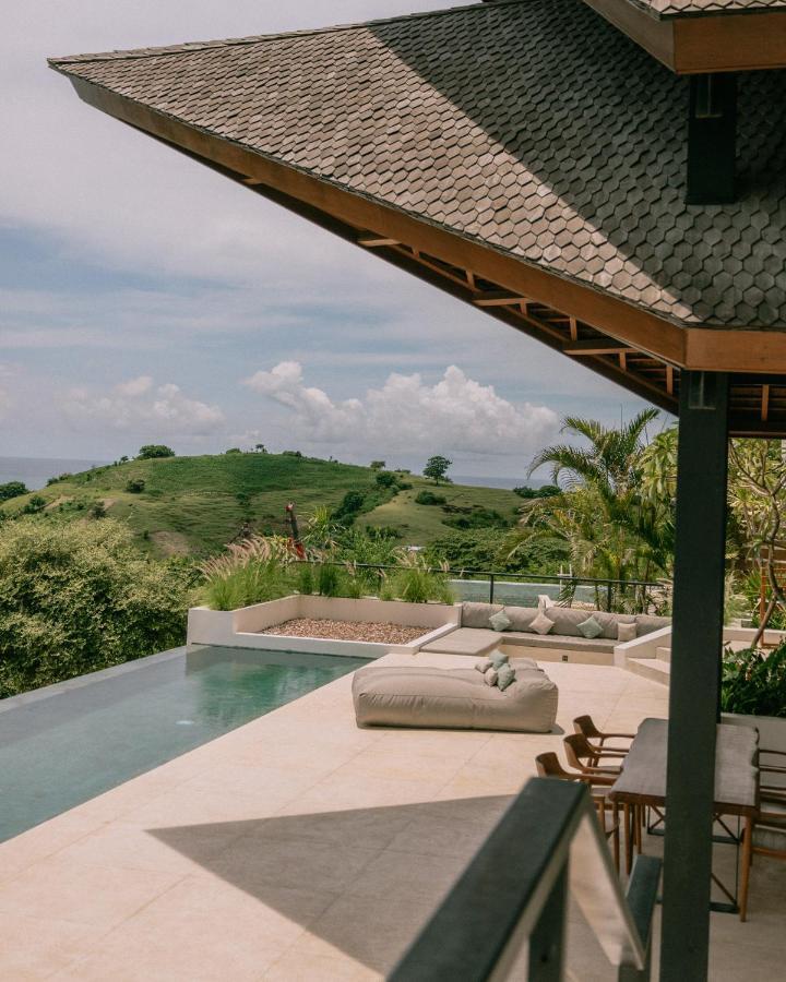 Luxury Ocean View Villas With Private Cook And Free Gym Membership Kuta (Lombok) Exterior foto