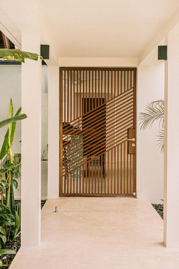 Luxury Ocean View Villas With Private Cook And Free Gym Membership Kuta (Lombok) Exterior foto