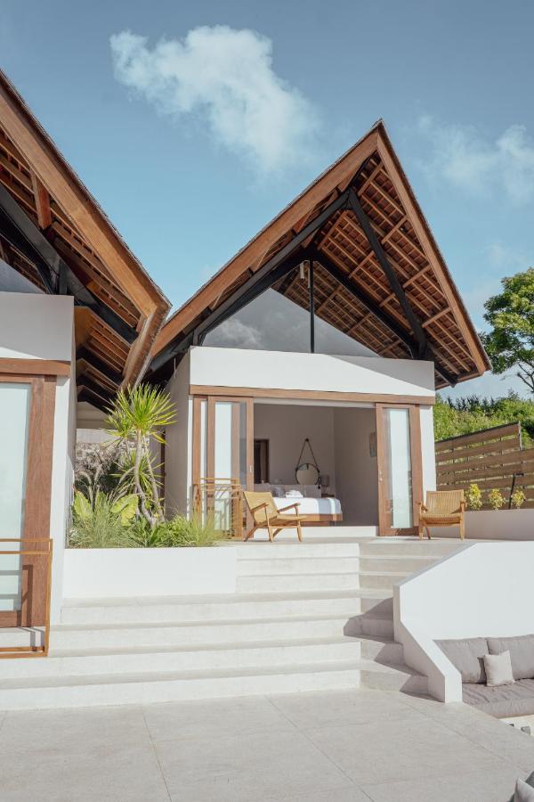Luxury Ocean View Villas With Private Cook And Free Gym Membership Kuta (Lombok) Exterior foto